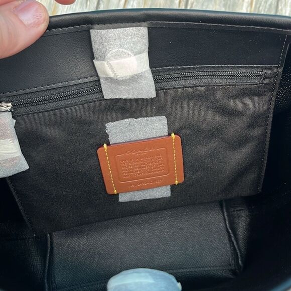 Coach City Bucket Bag Crossbody In Signature Canvas With Bow Print Purse - Picture 8 of 10